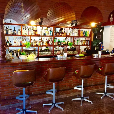 Thomas Art 酒店 佩雷卡斯